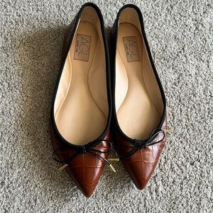 AGL ATTILIO GIUSTI LEOMBRUNI Jomy Size 39 Pointed Toe Ballet Flat Croc Embossed
